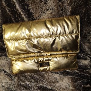 A165 Caroline Herrera NY